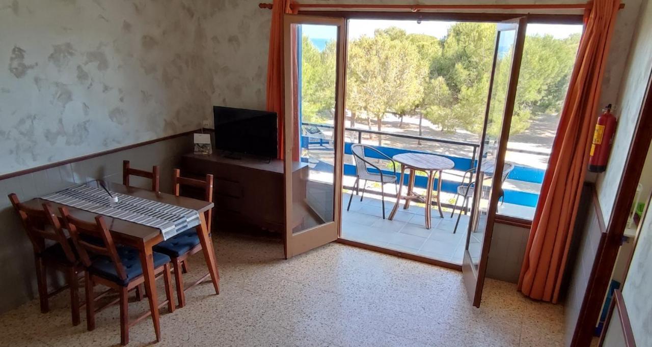 Area 340 Camper Park Apartment Roda de Bera Phòng bức ảnh